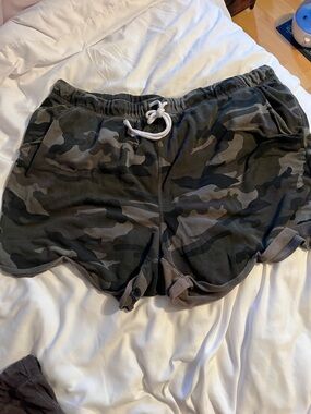 George Women’s Camo Drawstring Athletic Shorts - Olive & Dark Gray